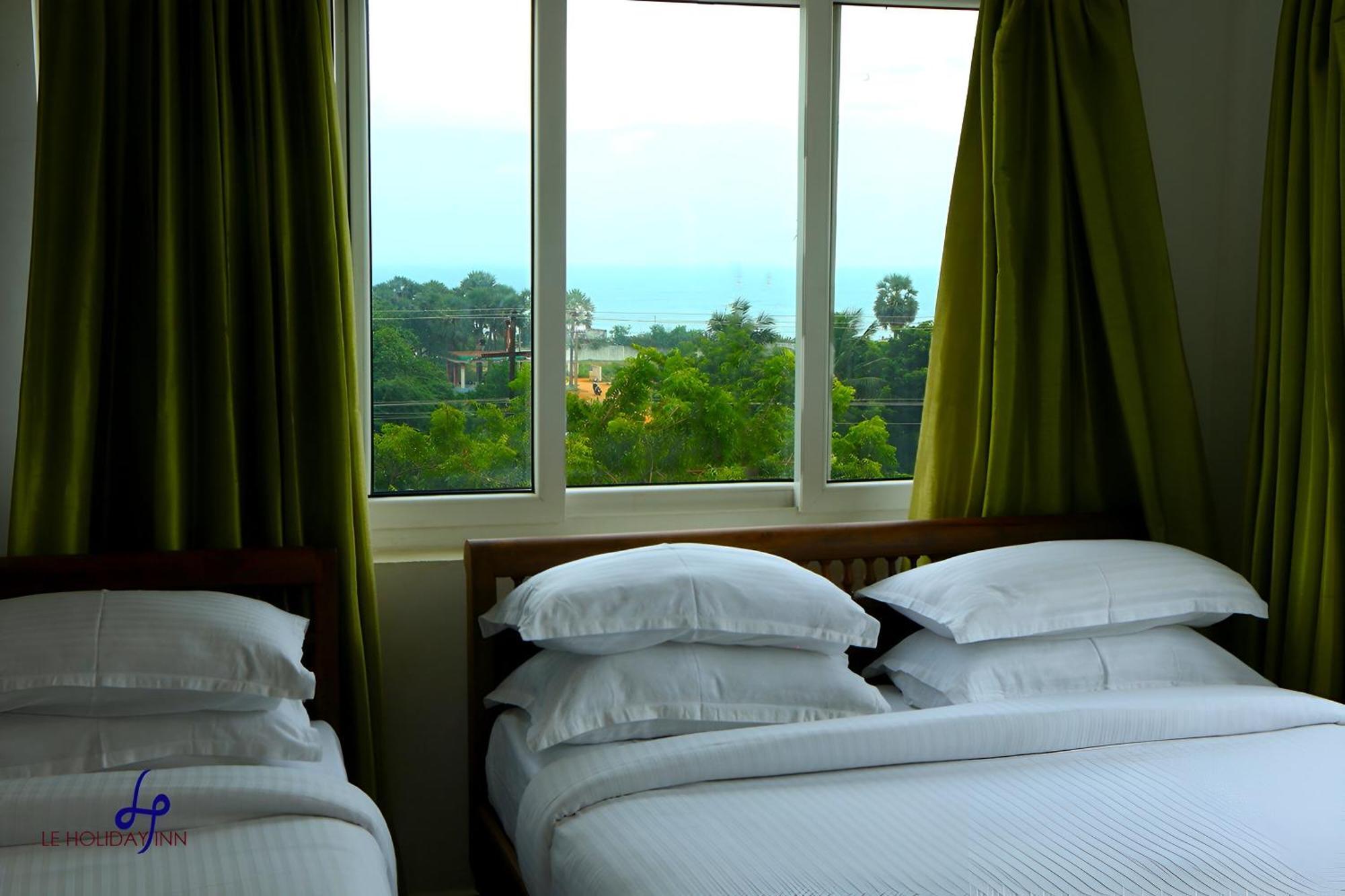 Le Holiday Inn Puducherry Exterior foto