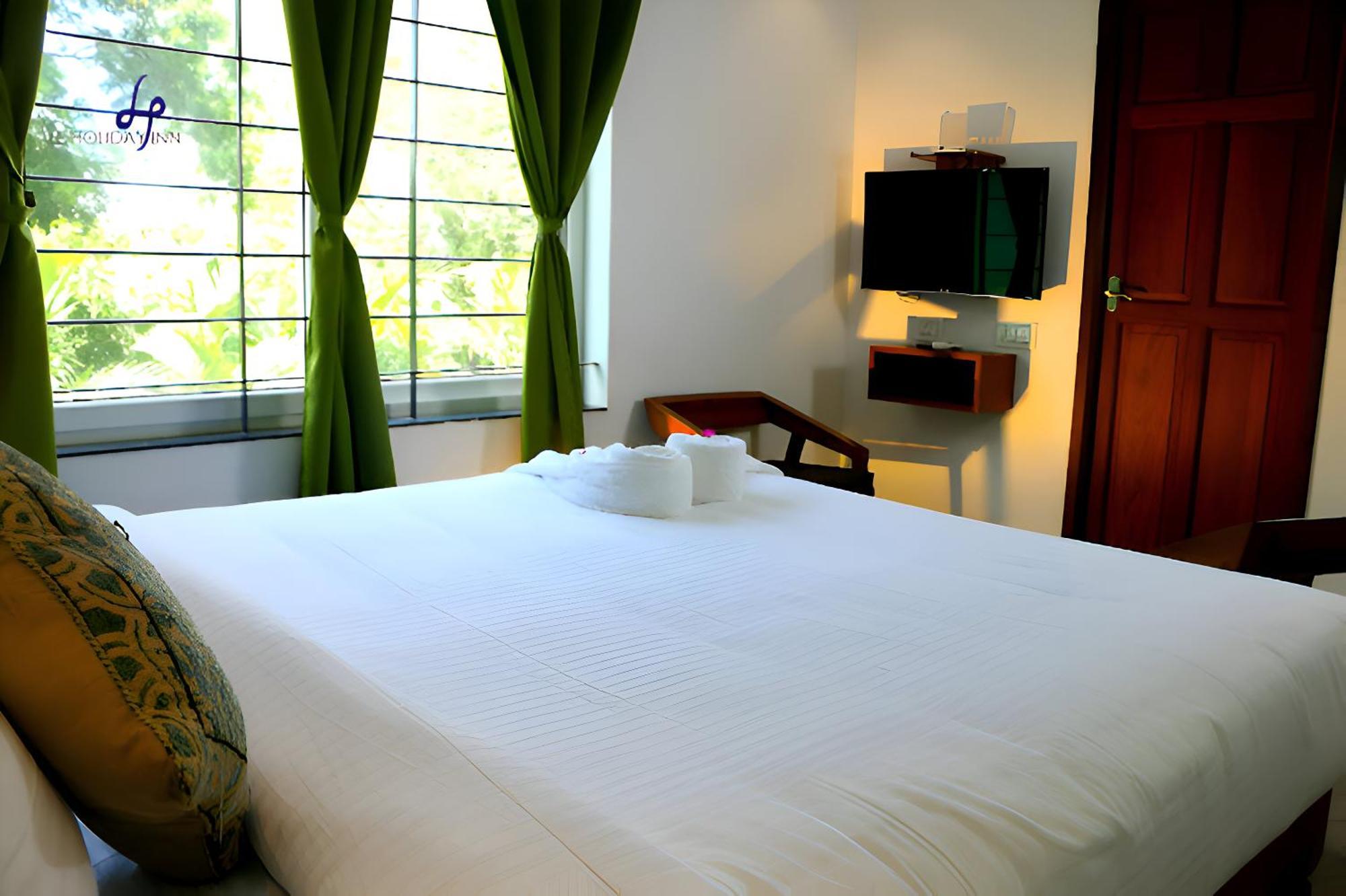 Le Holiday Inn Puducherry Exterior foto